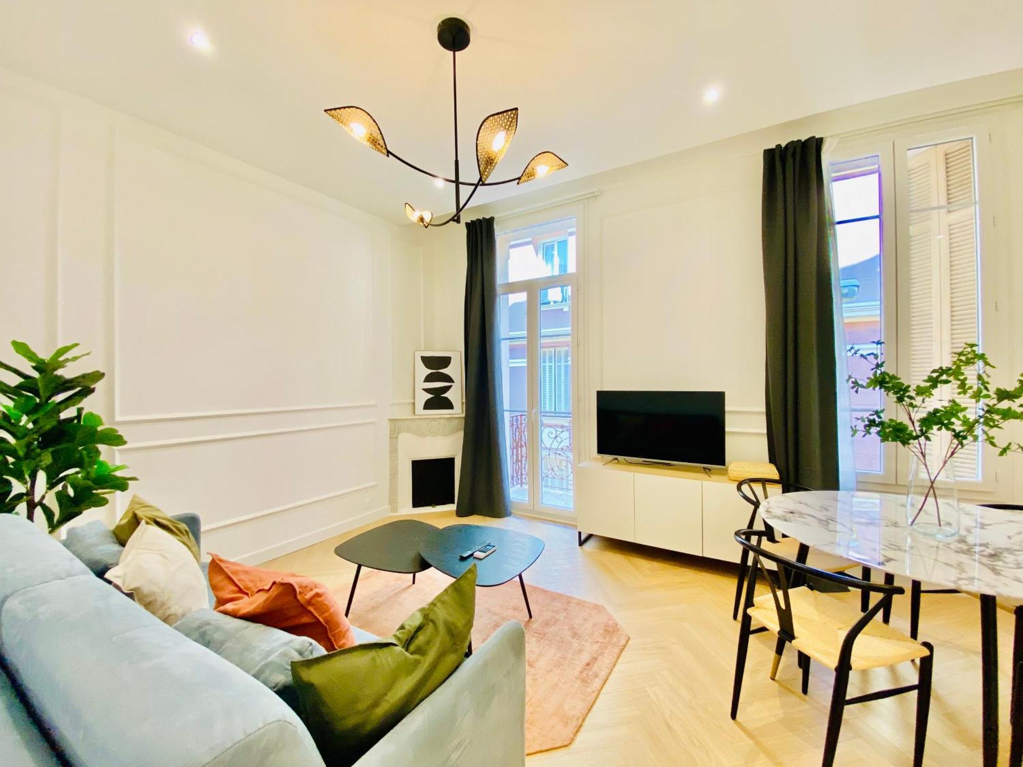 Newly Renovated Apartment With Balcony, Ac, Fiber Internet Monte-Carlo Kültér fotó